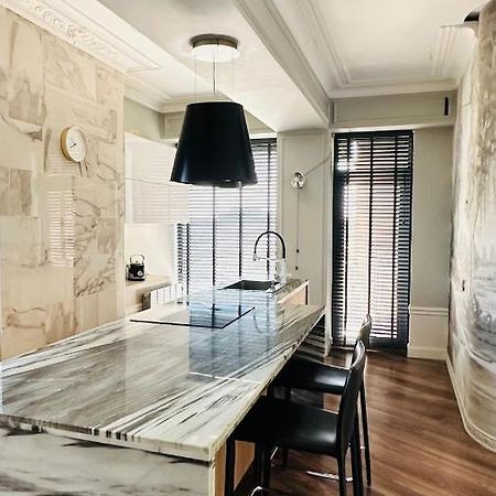 Logvinenko Apartment Бишкек Екстериор снимка