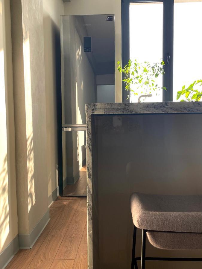 Logvinenko Apartment Бишкек Екстериор снимка