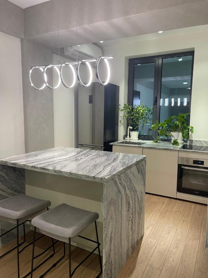 Logvinenko Apartment Бишкек Екстериор снимка