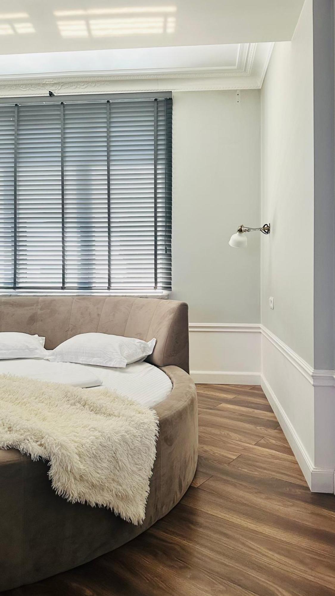 Logvinenko Apartment Бишкек Екстериор снимка