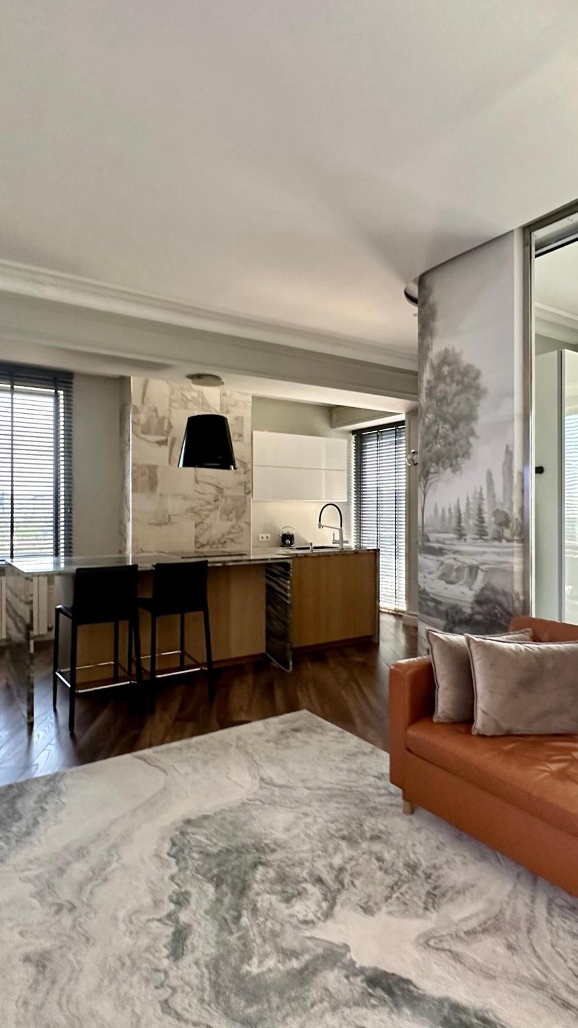 Logvinenko Apartment Бишкек Екстериор снимка