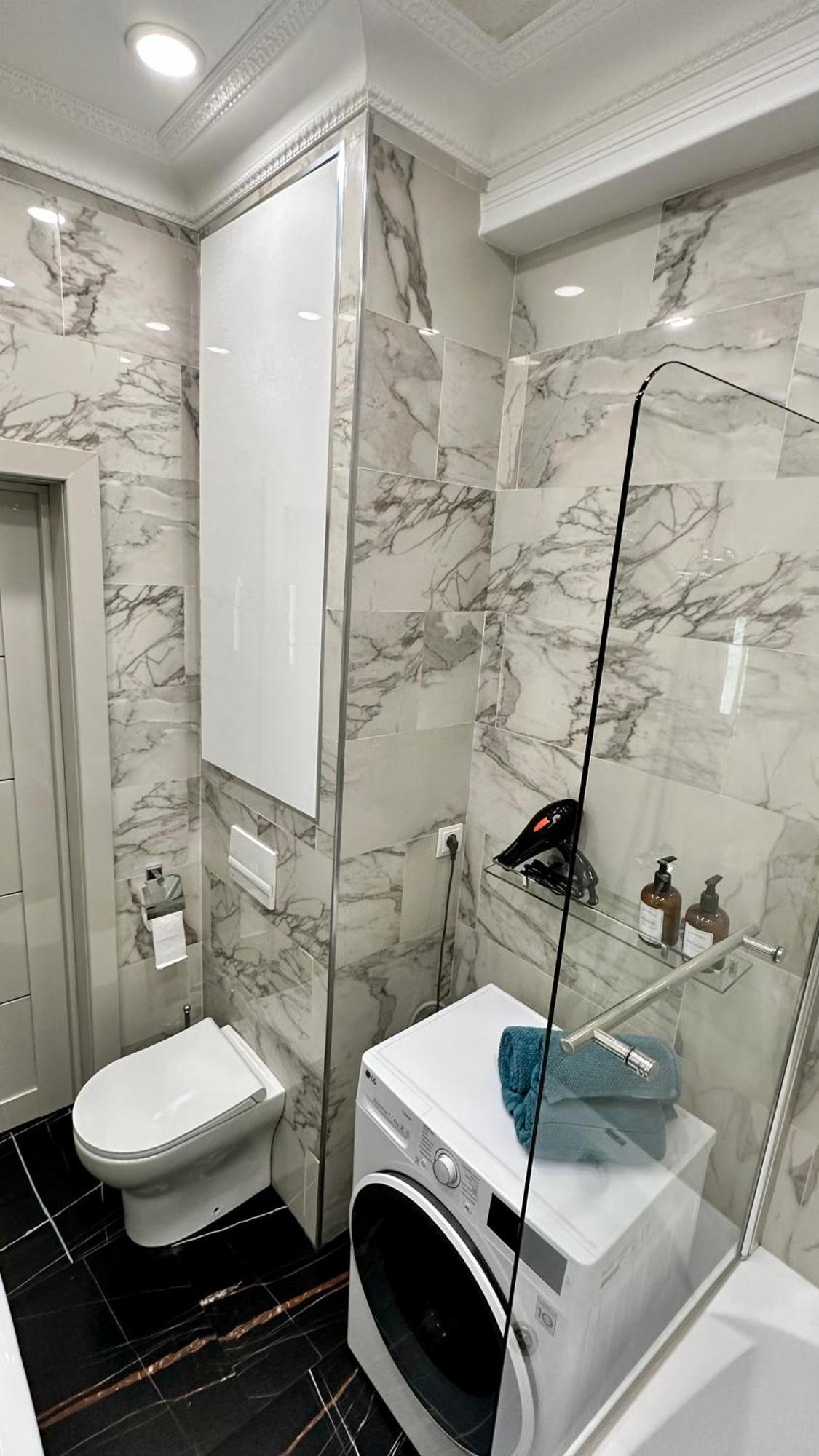 Logvinenko Apartment Бишкек Екстериор снимка
